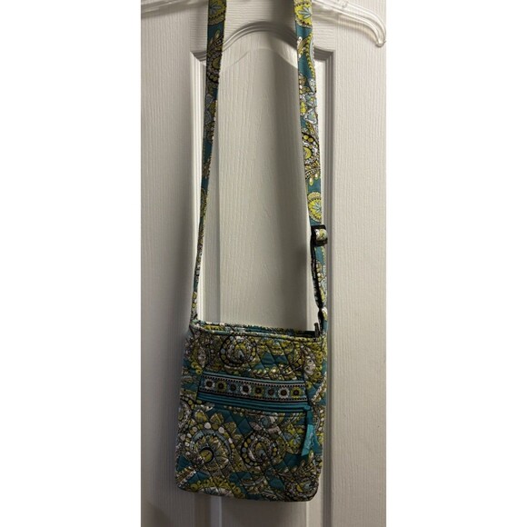 Vera Bradley Handbags - Vera Bradley Womens Rare &  Retired Green Quilted Peacock Crossbody Bag Purse